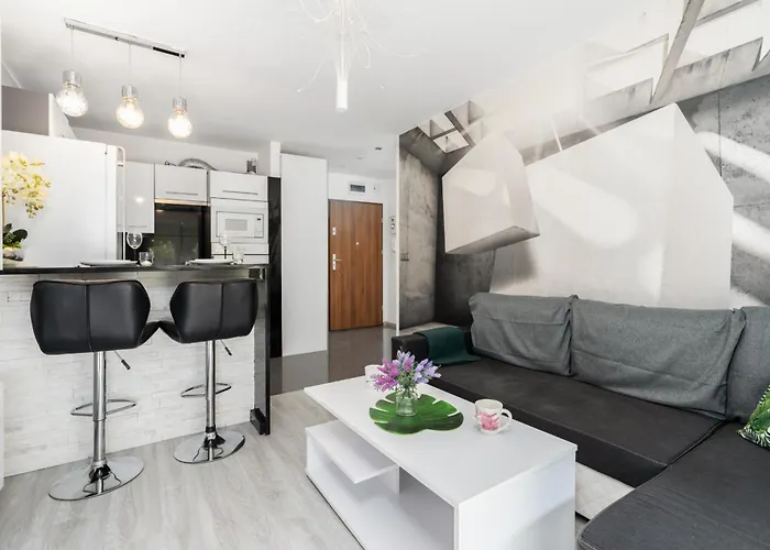 Konduktorska Z Parkingiem I Ogrodkiem - W Spokojnej Dzielnicy By Renters * 브로츠와프