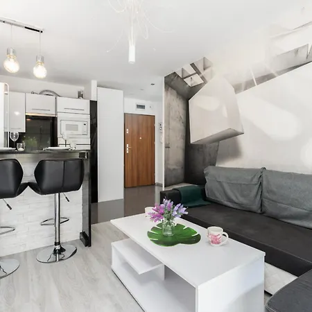 Konduktorska Z Parkingiem I Ogrodkiem - W Spokojnej Dzielnicy By Renters * Wrocław