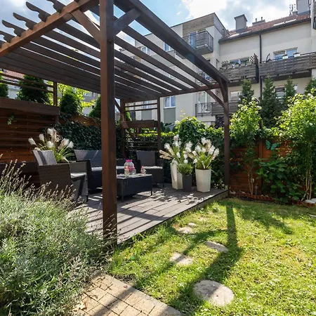 Appartement Konduktorska Z Parkingiem I Ogrodkiem - W Spokojnej Dzielnicy By Renters
