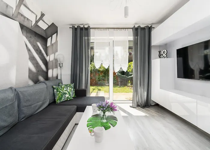 Appartement Konduktorska Z Parkingiem I Ogrodkiem - W Spokojnej Dzielnicy By Renters Wrocław