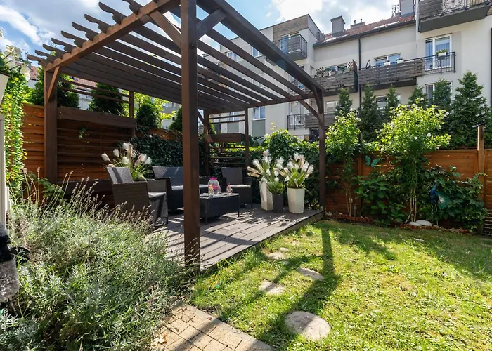 Appartement Konduktorska Z Parkingiem I Ogrodkiem - W Spokojnej Dzielnicy By Renters