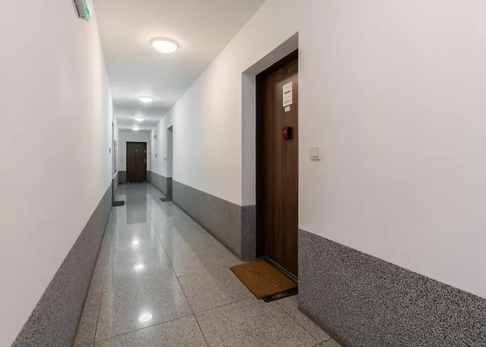 Konduktorska Z Parkingiem I Ogrodkiem - W Spokojnej Dzielnicy By Renters Lejlighed Wrocław