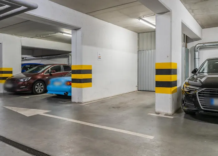 Konduktorska Z Parkingiem I Ogrodkiem - W Spokojnej Dzielnicy By Renters Lejlighed *